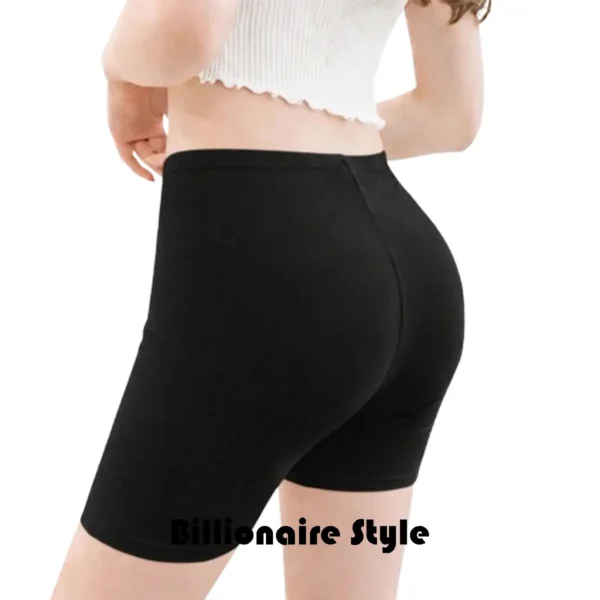 Hitam